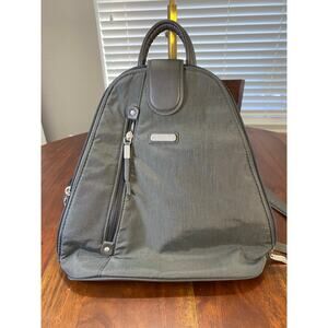 Baggallini Gray Metro Backpack Adjustable Shoulder Straps